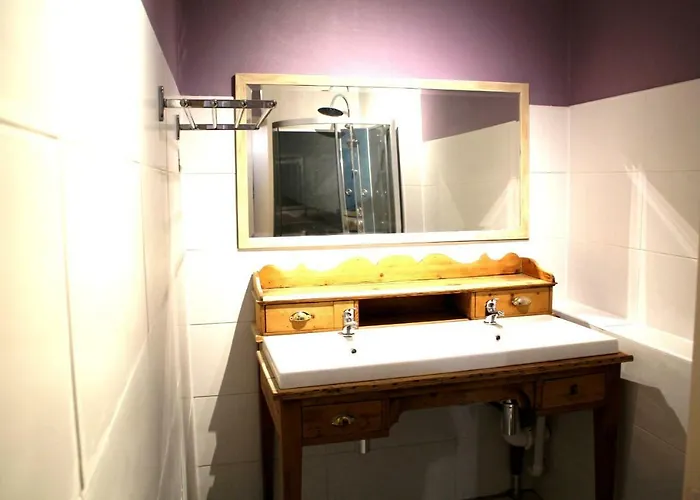 Le Kerente بيت للعطل